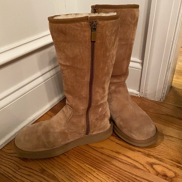 UGGs Sumner Boots size 7 - Picture 2 of 5